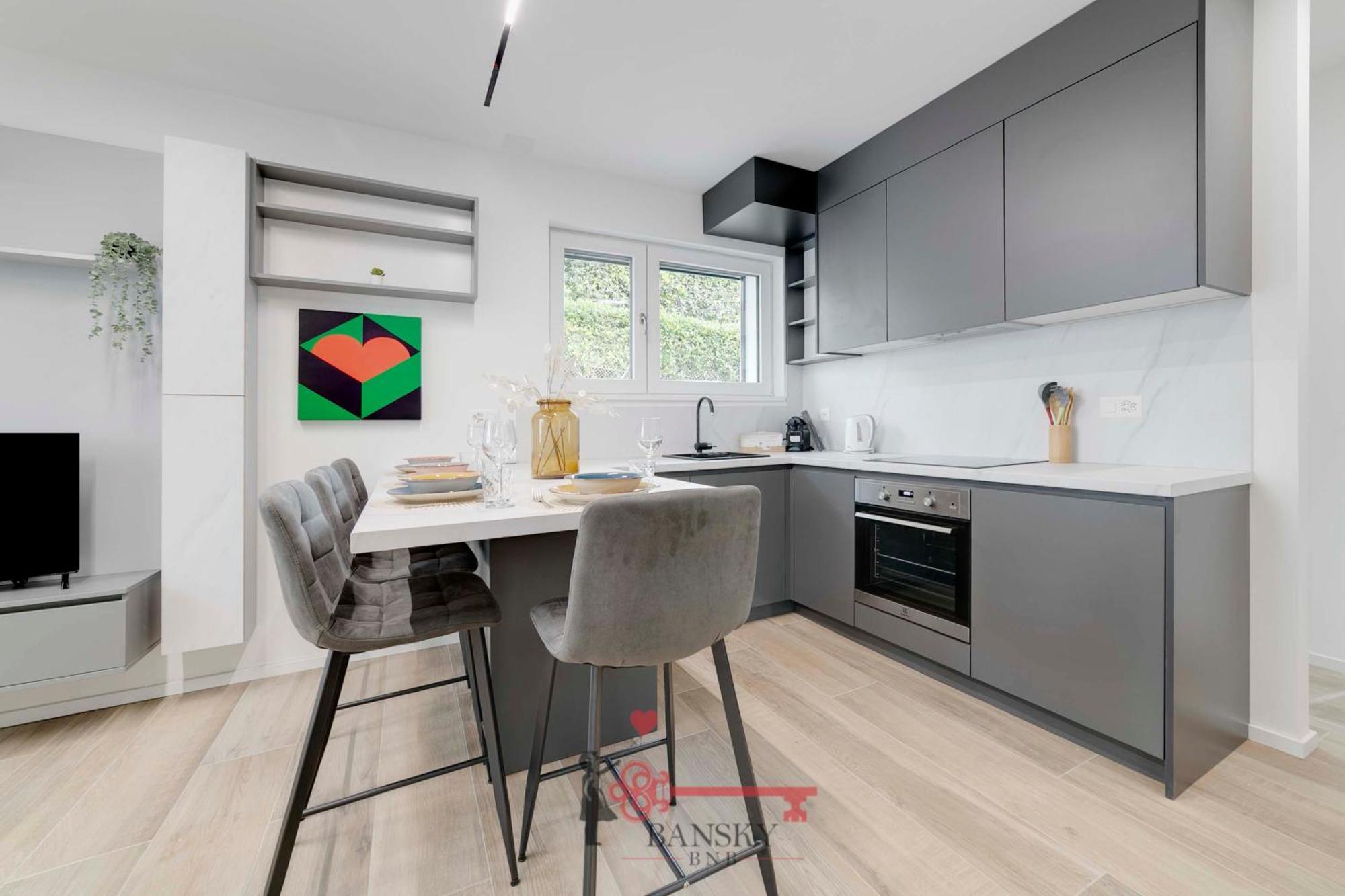 Home Sofia Room 2 - Modern Station -By Easylife Swiss Лугано Екстер'єр фото